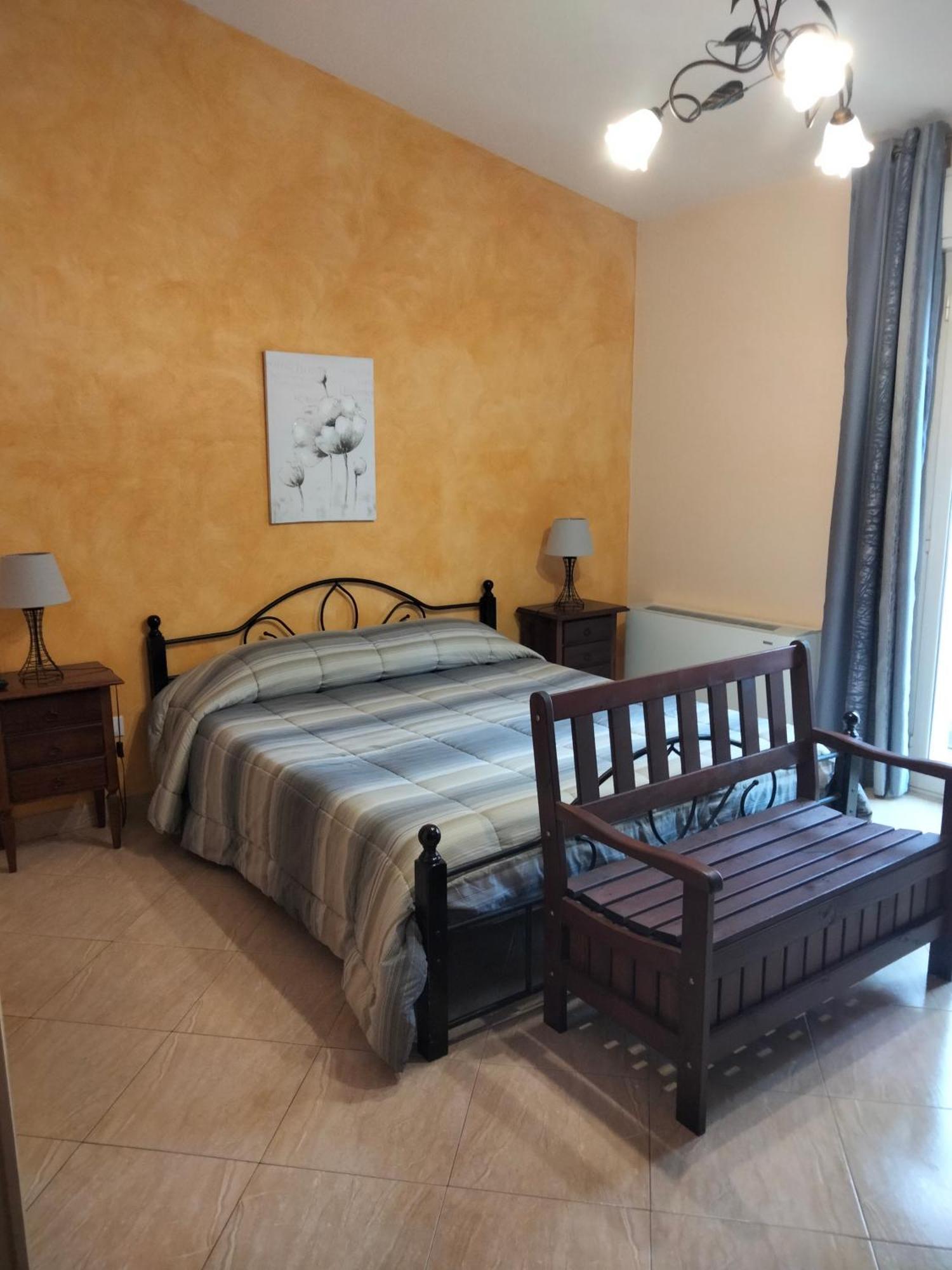 The Best Rooms & Apartments - Parcheggia Gratis Sotto Casa Ed Entra - Mazara del Vallo Eksteriør billede